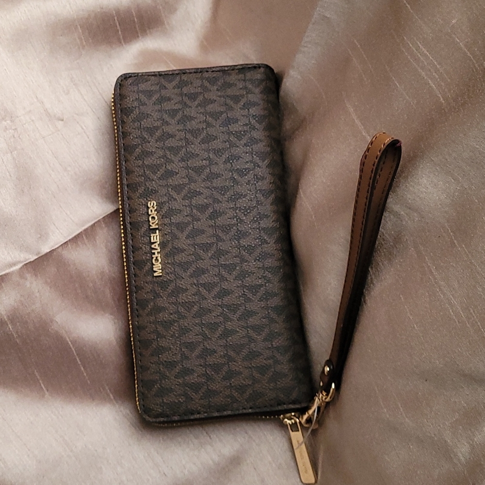 MK wallet